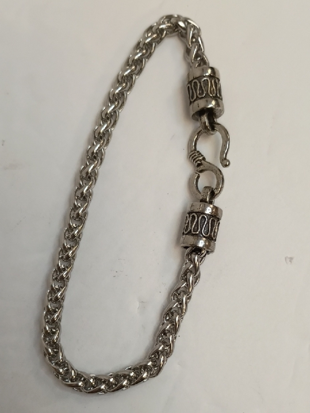 Braided Chain Bracelet Silver Tone Rope Link Hook Clasp Detail - Picture 3 of 4